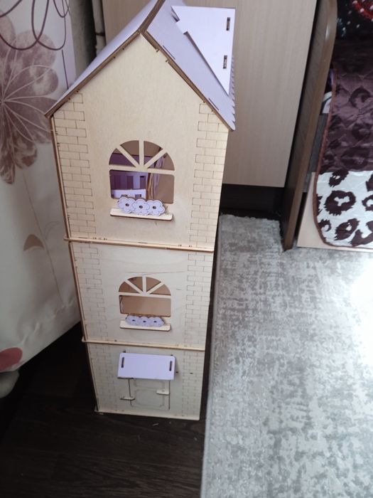 Продам игрушечный домик