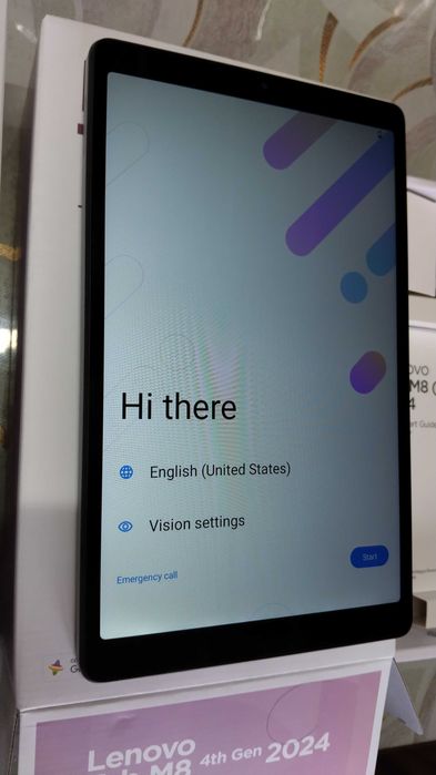 Напълно Нов Таблет Lenovo Tab M8!