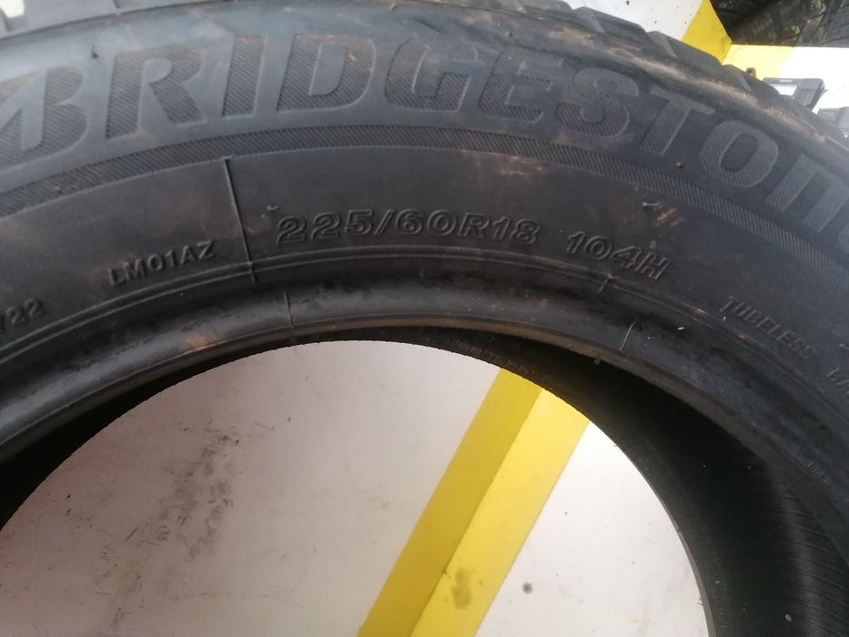 225/60/18 2*Bridgestone iarna 104h dot 2519.   4,,97mm