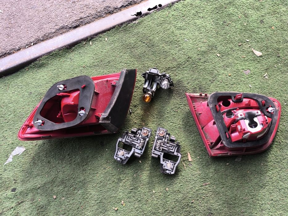 Tripla aripa / tripla  haion soclu becuri Seat Ibiza 4 combi