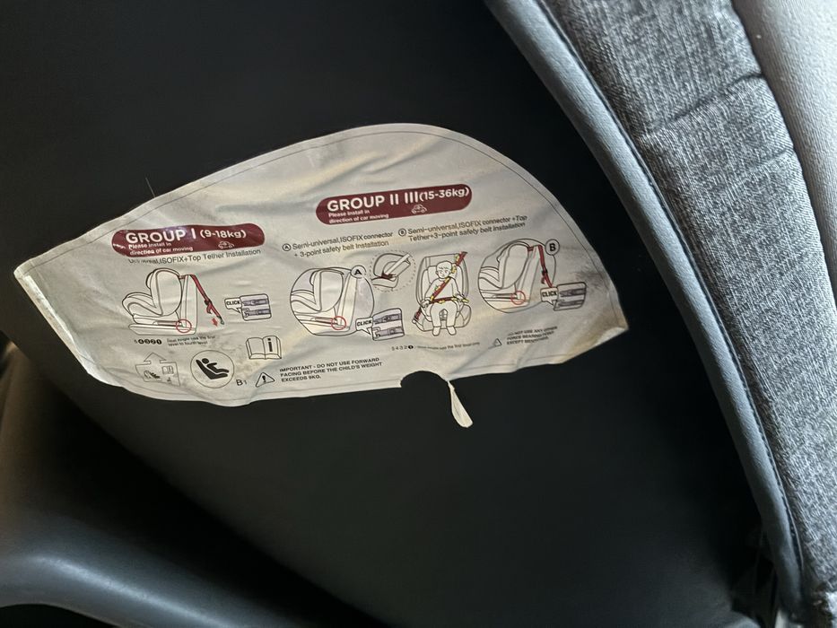 Scaun bebe cu isofix