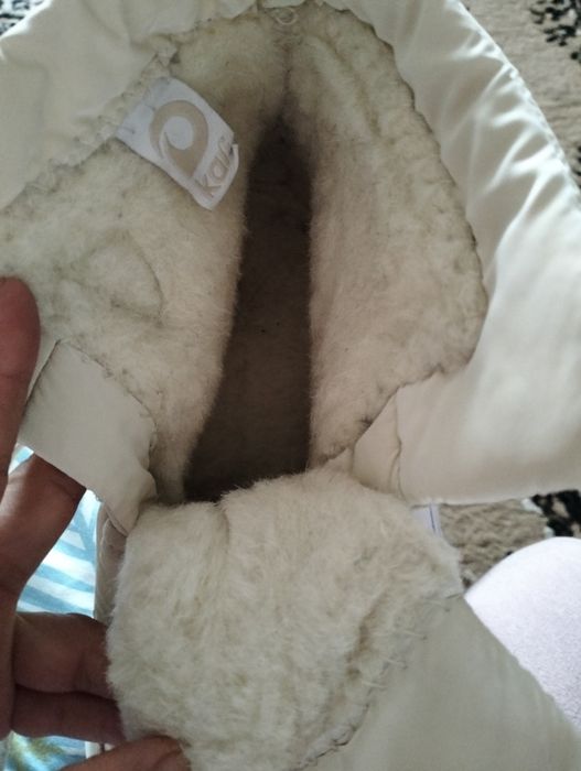 Продам дутики 36 размер