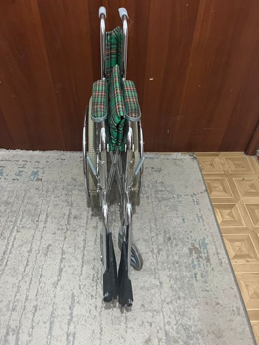 Инвалидная коляска