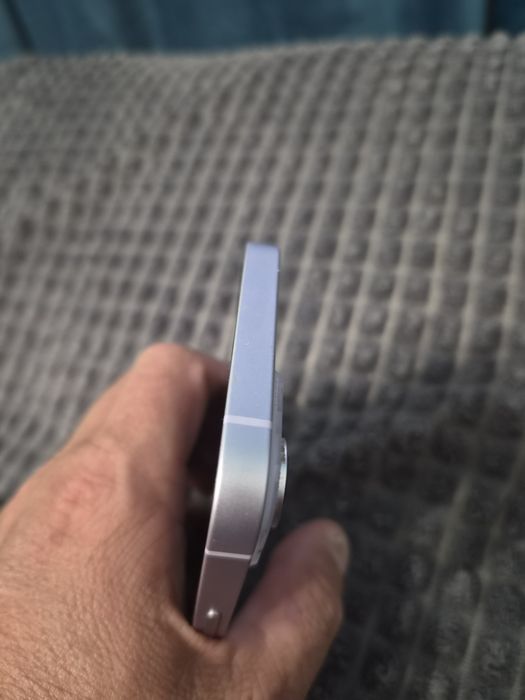 Iphone 14                    .