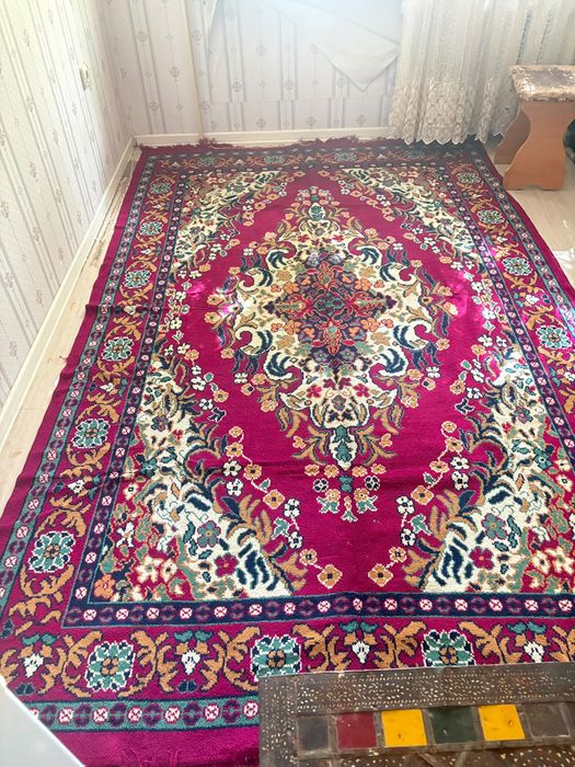 Продам ковёр в хорошем состоянии