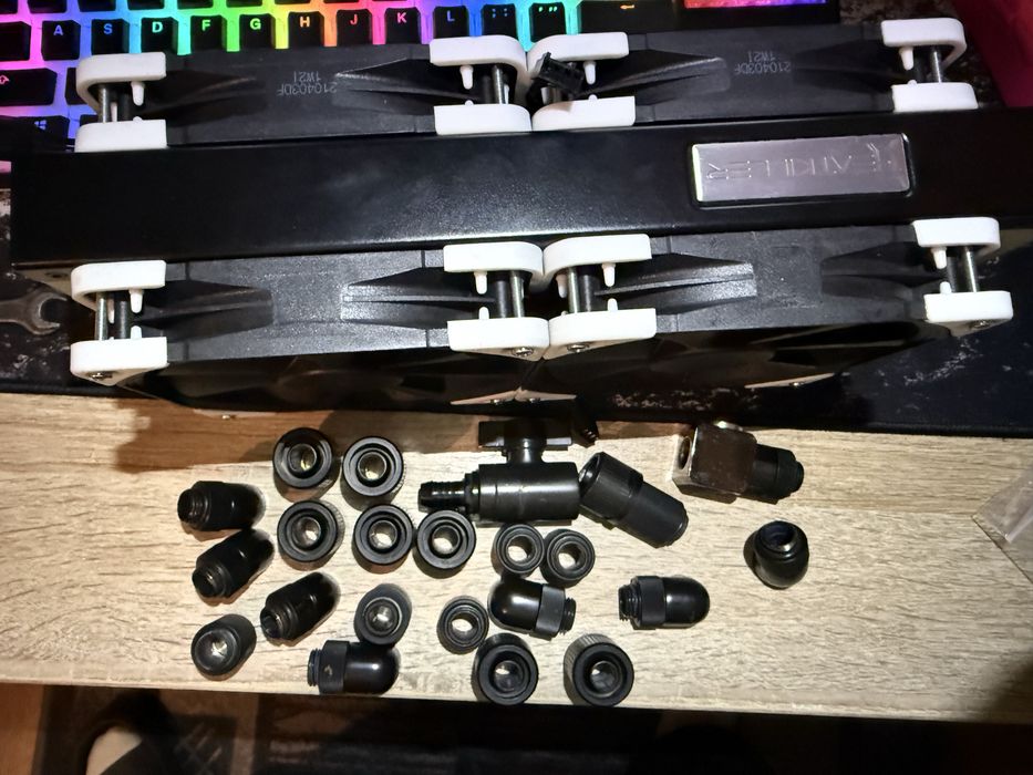 Fiting compresie, radiator, ventilatoare Noctua