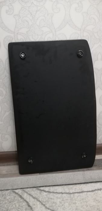 Стекло толстое чёрный