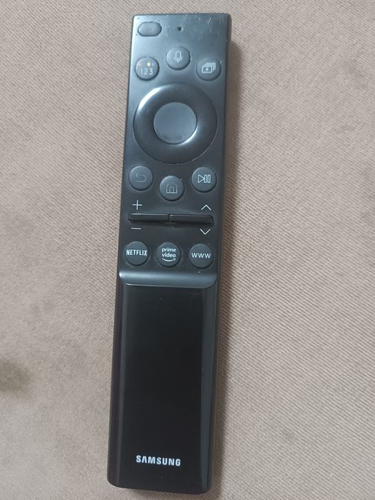 Пульт на смарт ТВ Самсунг