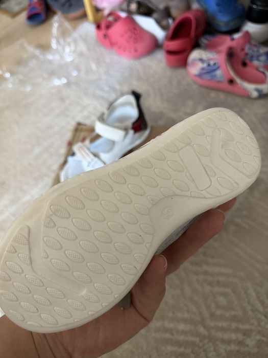 Продам сандали Италия