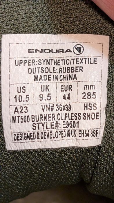 [NOI] Pantofi MTB Endura MT500 Burner Clipless - Mărime 44  cu etcheta