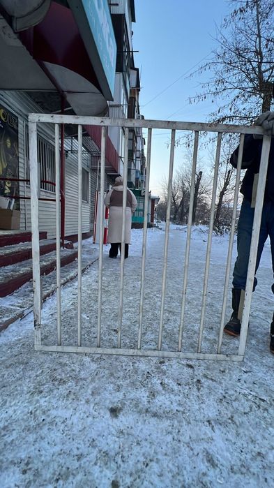 Продам решетку на окно