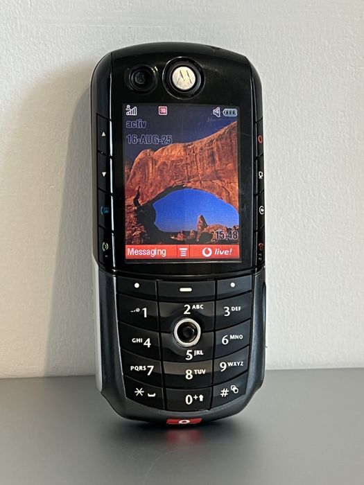 Ретро Motorola e1000