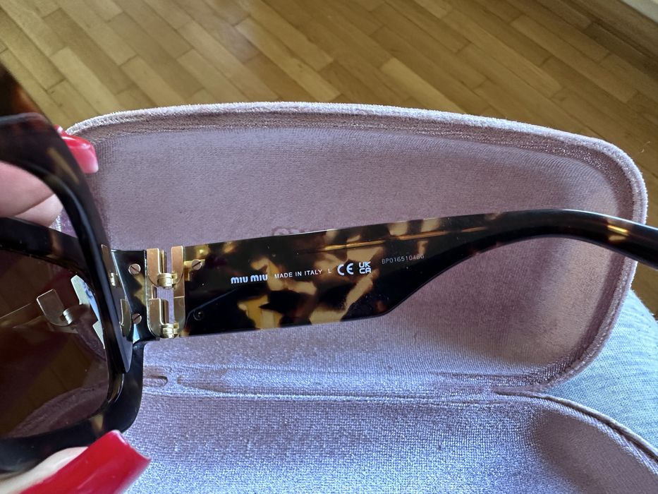 Слънчеви очила Miu Miu