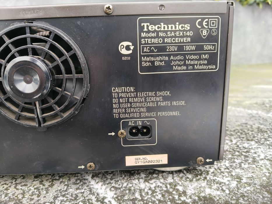 Technics SA-EX140 cu telecomanda