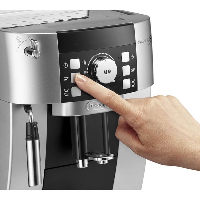 Кафеавтомат кафемашина Delonghi Magnifica S