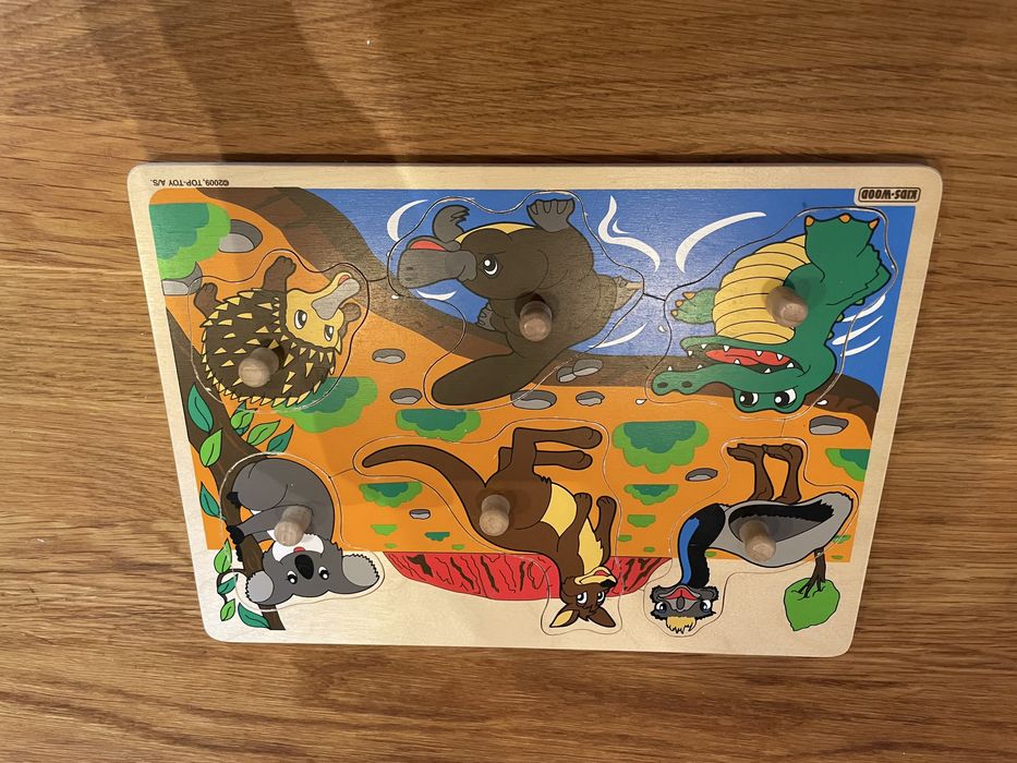 Puzzle-uri jucarii din lemn
