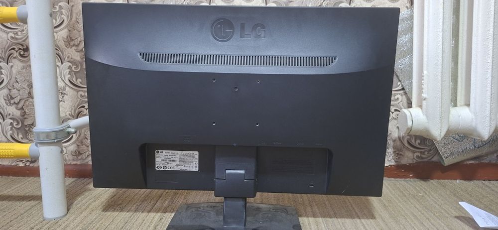Монитор LG 60 герц