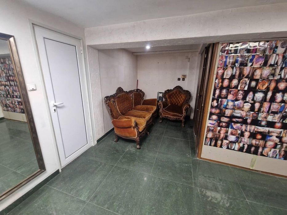 Дава се под наем Магазин в Бургас, Център - 20 кв.м за 255 € - Снимка #1