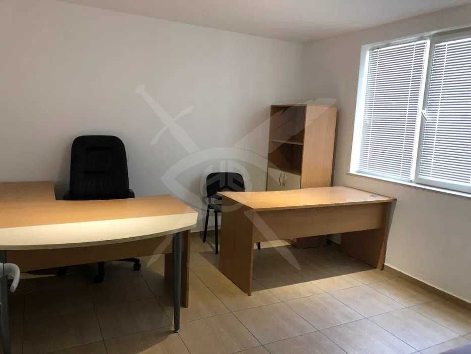 Дава се под наем Офис в Варна, Погреби - 20 кв.м за 250 € - Снимка #1