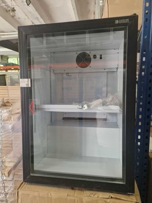 Търговско оборудване под наем