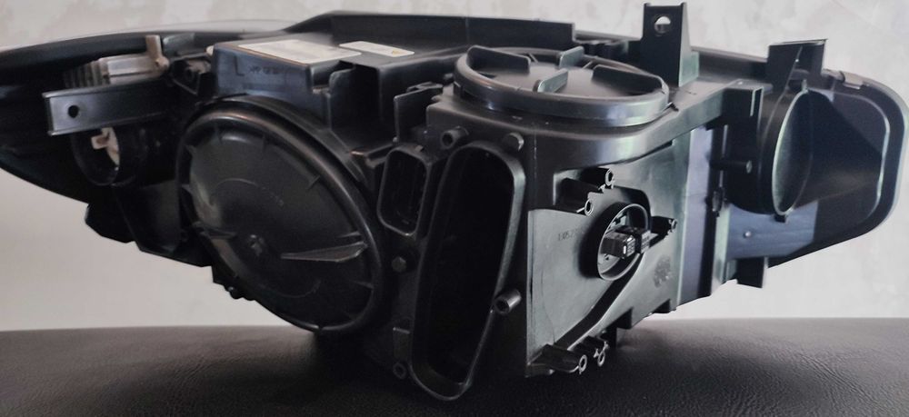 Продавам комплект LED фарове за BMW 4 F32 2016 - 2020