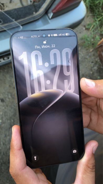 Продается телефон Tecno camon 50
