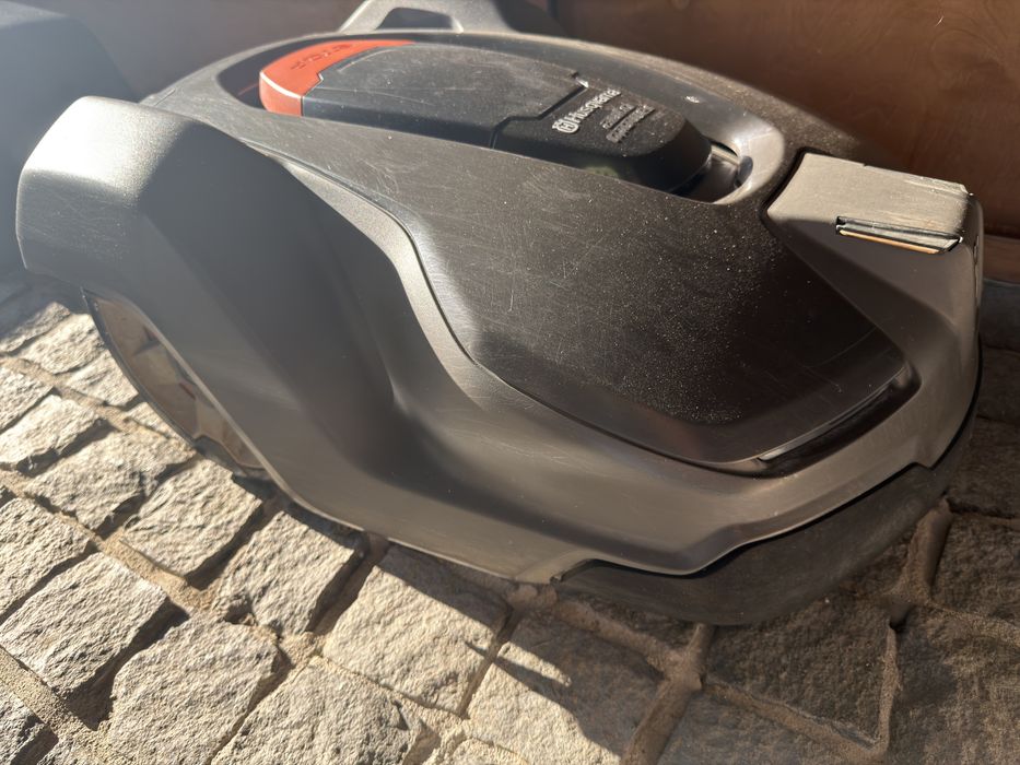 Robot de gazon Husqvarna 430X stare buna, cu accesorii