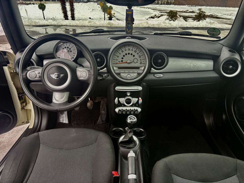 Mini cooper  1.6