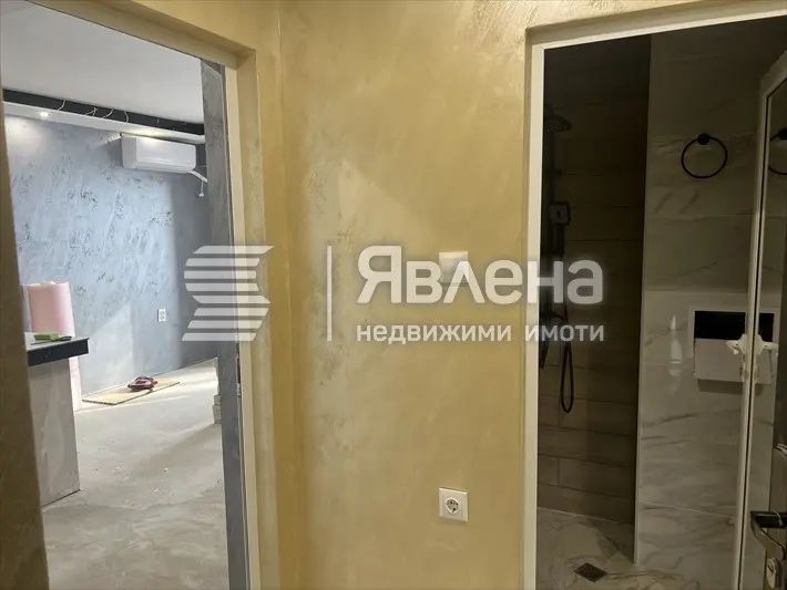 Продава се Двустаен апартамент в Бургас, Меден рудник - зона Б - 53 кв.м за 1670 €/кв.м - Снимка #2