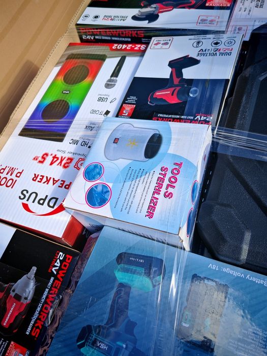 Палети с електроника