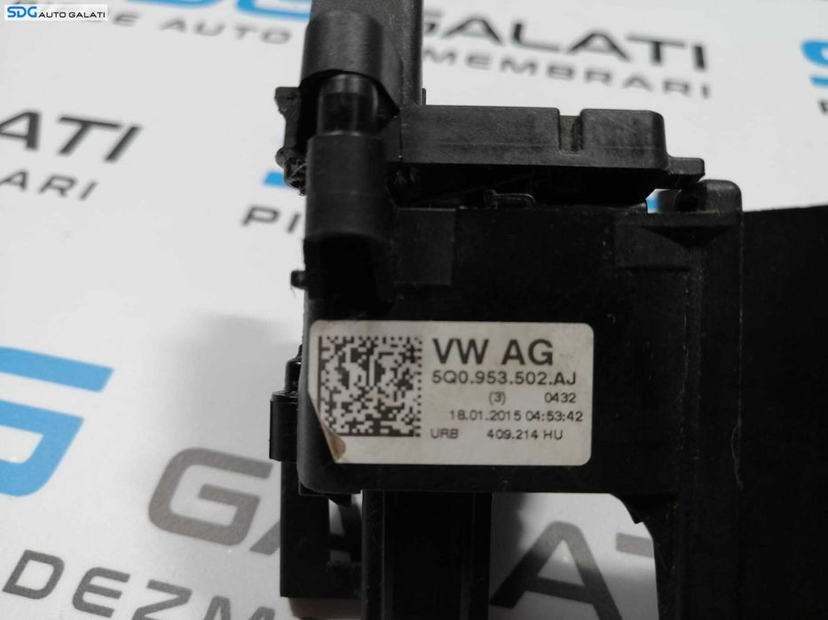 Maneta Semnalizare Faza Lunga Scurta Volkswagen Passat B8 2015 - 2023 Cod 5Q0953521R 5Q0953502AJ