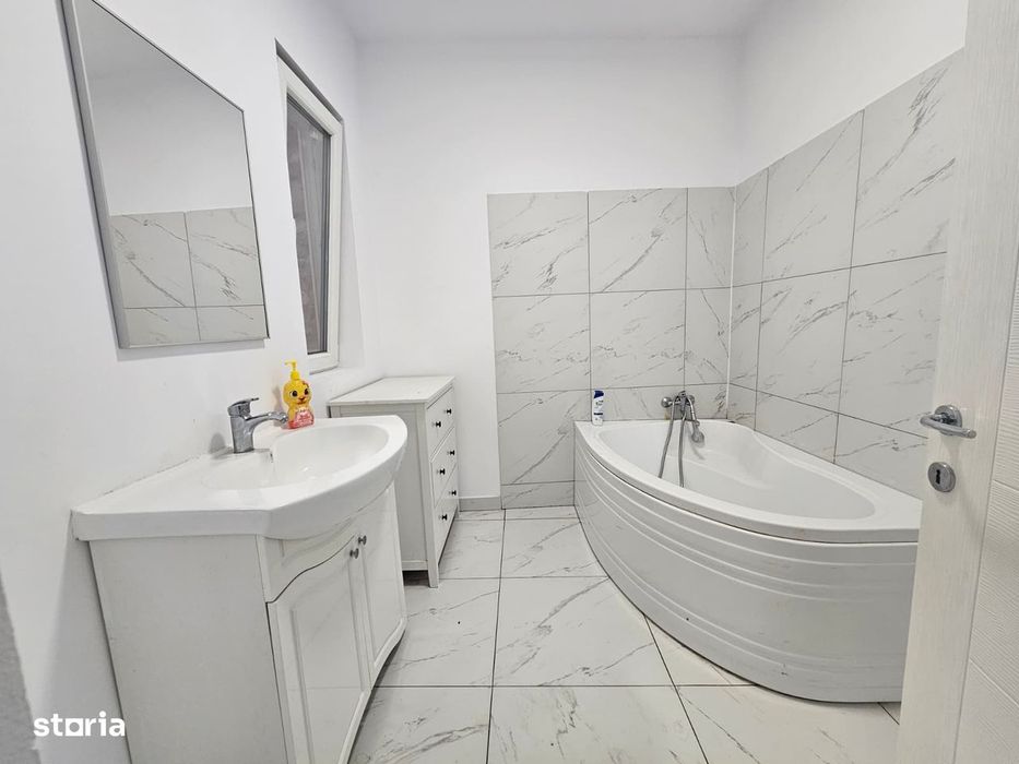 Apartament 3 camere, centru str. Horea