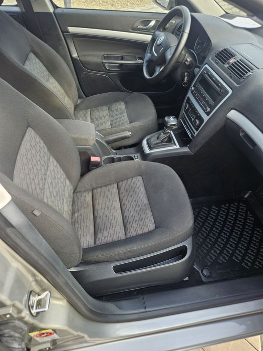 Skoda Octavia 1.6 disel automata!