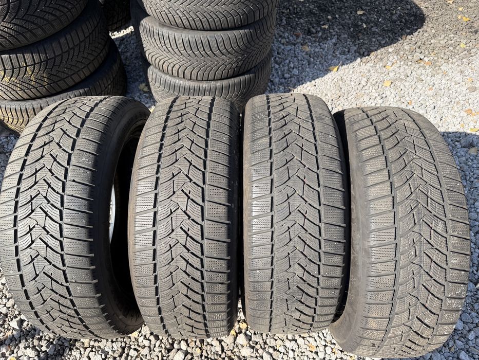 235/55 R17 4 бр зимни гуми