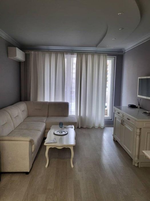 Дава се под наем Двустаен апартамент в София, Студентски град - 65 кв.м за 797.64 € - Снимка #1