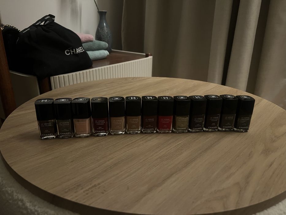 Лаки для ногтей Chanel