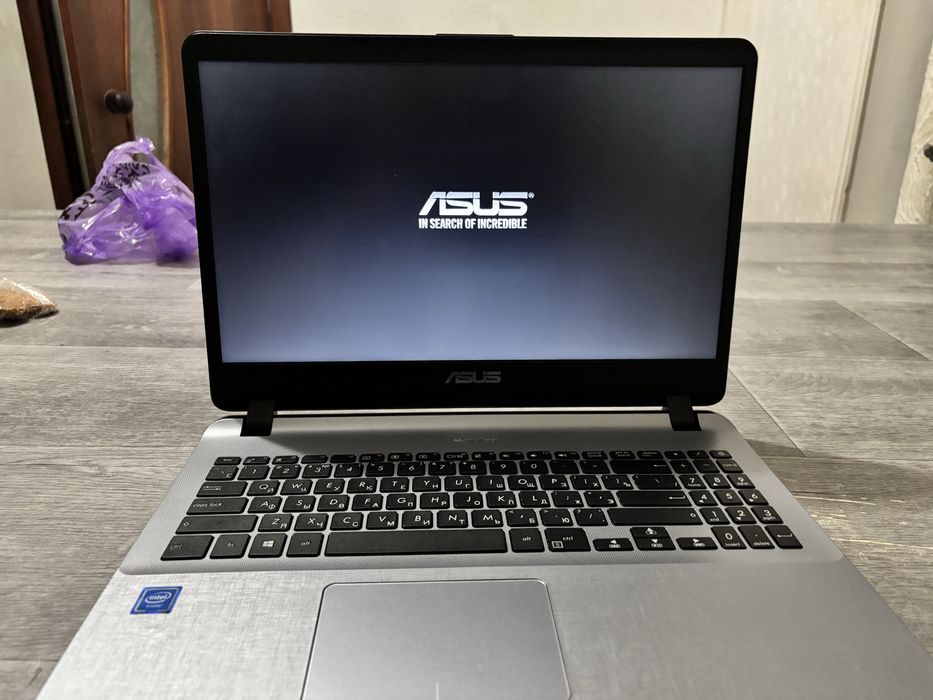 ASUS VivoBook 15 X507MA