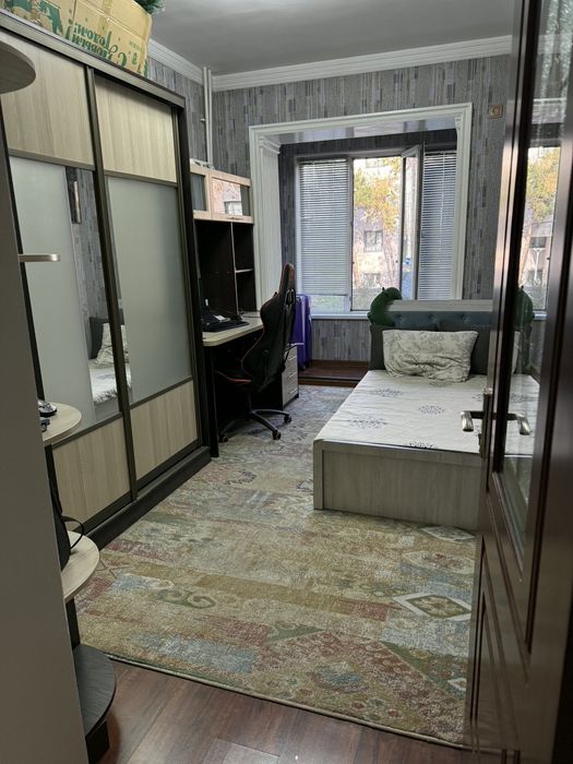 Продаётся 4х комнатная квартира