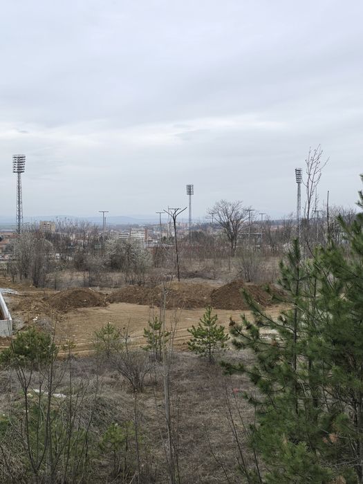 Голям парцел до Стадиона в Горна Оряховица