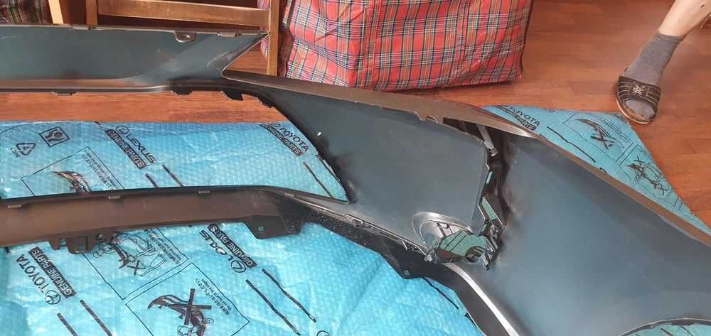 Бампер новый заводской