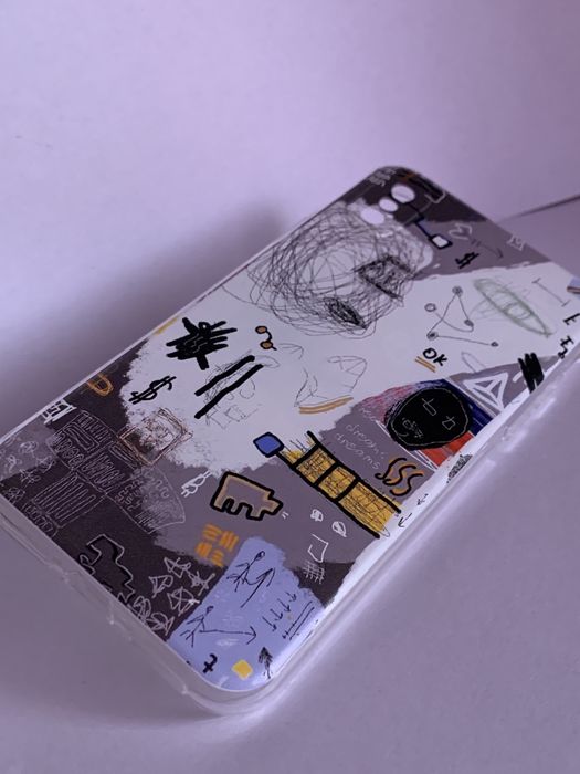 Vand huse de telefoane noi in stare buna