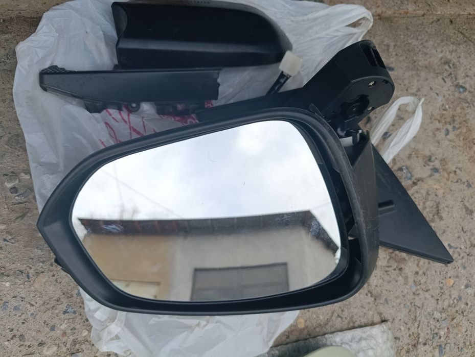 Зеркала на Приору и Rav 4