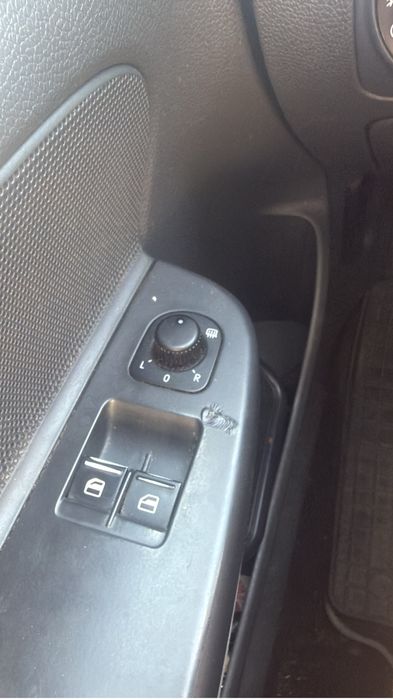 VOLKSWAGEN Golf 2009 — imagine 4
