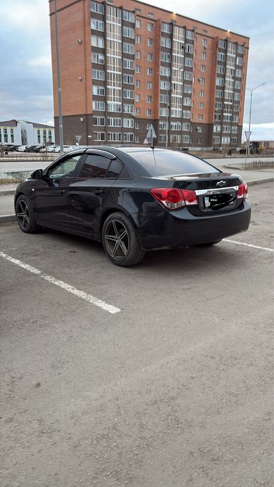 Chevrolet cruze 2012 года