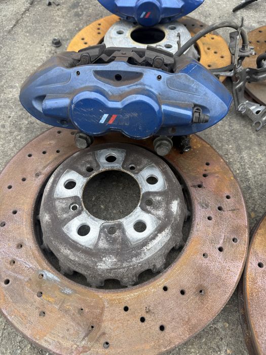 Bmw m3 f80 m4 f82 спирачки пълен комплект бмв м3 ф80 м4 ф82 спирачки