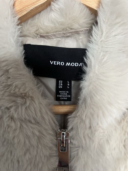Пухено яке Vero Moda