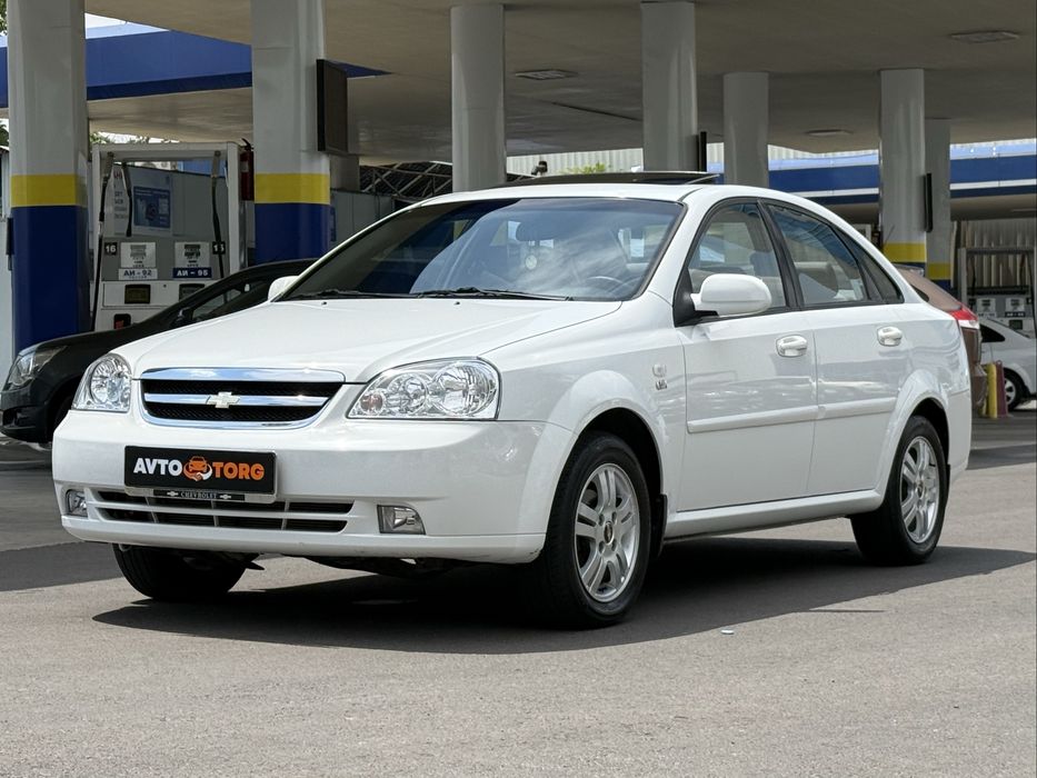 Lacetti Автомат 2010 год