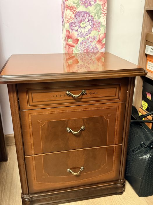 Продам Спальню полностью