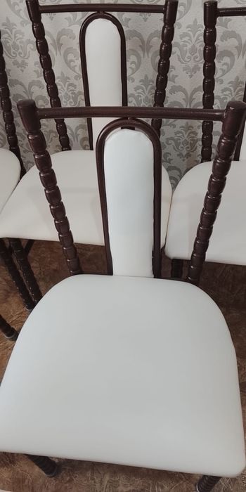 Продаю стулья в отличном состоянии