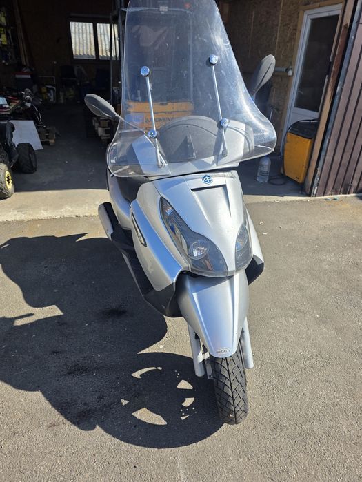 Piaggio X7 125 immatriculat
